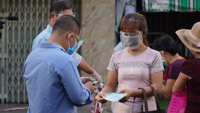  Thêm 5 chợ truyền thống ở TP HCM được mở cửa hoạt động - Ảnh 1.