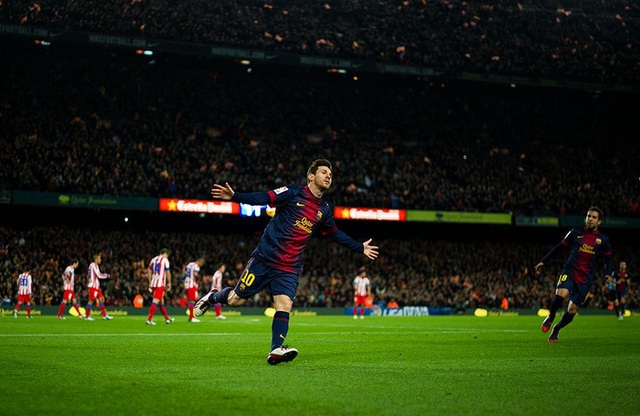 Toàn bộ sự nghiệp vĩ đại của Messi tại Barcelona qua ảnh - Ảnh 18. Toàn bộ sự nghiệp vĩ đại của Messi tại Barcelona qua ảnh - Ảnh 18.