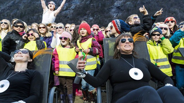 Chào mừng đến Rjukan: Thị trấn Na Uy chi hơn 100.000 USD mỗi năm để mua ánh nắng - Ảnh 3.