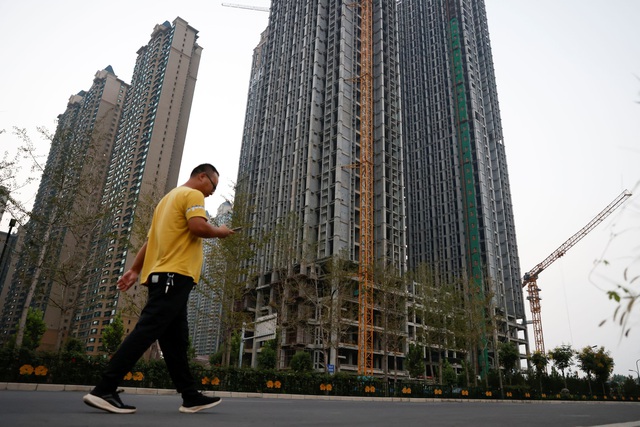 Hơn 3/4 tài sản người dân Trung Quốc gắn vào bất động sản: Mối hiểm họa khiến nguy cơ Evergrande vỡ nợ đáng sợ hơn bao giờ hết - Ảnh 3.