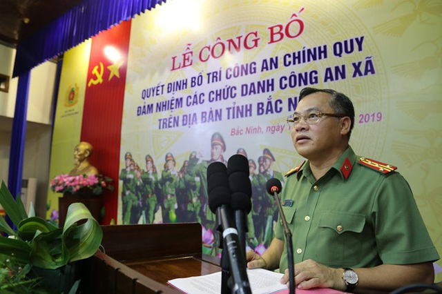 Cục trưởng cục C03 - Bộ Công an chính thức lên tiếng về chuyện điều tra ồn ào từ thiện lũ lụt miền Trung - Ảnh 1. Cục trưởng cục C03 - Bộ Công an chính thức lên tiếng về chuyện điều tra ồn ào từ thiện lũ lụt miền Trung - Ảnh 1.