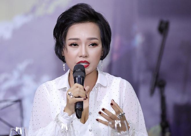 Thủy Tiên, MC Phan Anh tham gia bàn luận về vấn đề Cá nhân làm từ thiện thế nào cho đúng? - Ảnh 4. Thủy Tiên, MC Phan Anh tham gia bàn luận về vấn đề Cá nhân làm từ thiện thế nào cho đúng? - Ảnh 4.