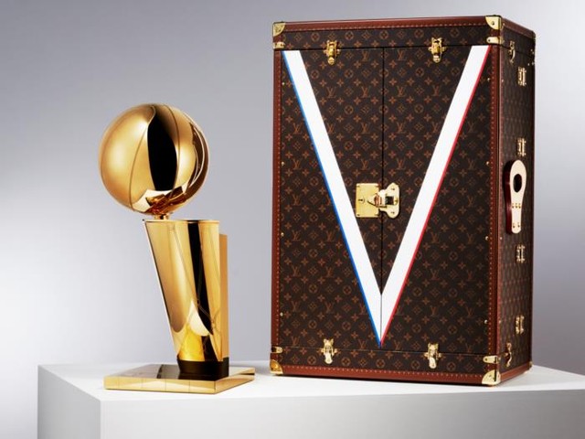 Louis Vuitton: Thương hiệu thời trang 166 tuổi luôn giữ được sức hút của mình đối với giới trẻ - Ảnh 1.