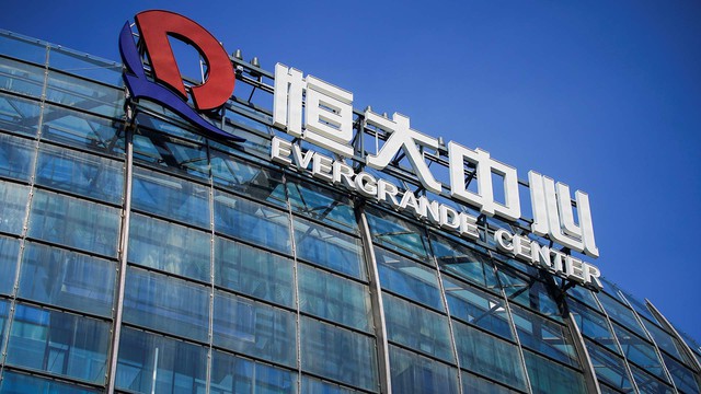 Tập đoàn bất động sản lớn nhất Trung Quốc Evergrande vì sao biến thành bom nợ khủng? - Ảnh 2.