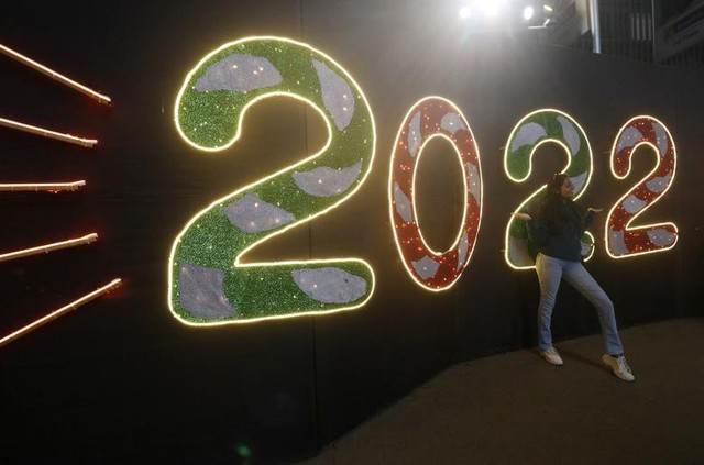 Không khí đón Năm mới 2022 trên khắp thế giới - Ảnh 13.