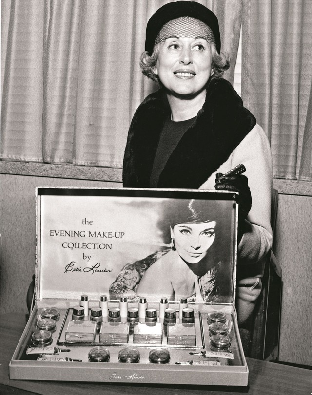 Estee Lauder - Người Do Thái được xưng tụng là nữ hoàng mỹ phẩm: Từng đổ nước hoa ra sàn để bán, bà chủ của loạt thương hiệu từ MAC, DKNY đến Tom Ford - Ảnh 3.