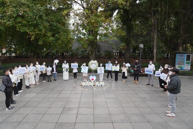  Dàn ô tô diễu hành quanh trung tâm Hà Nội lan tỏa thông điệp mạnh mẽ sau vụ dì ghẻ bạo hành bé gái 8 tuổi - Ảnh 5.