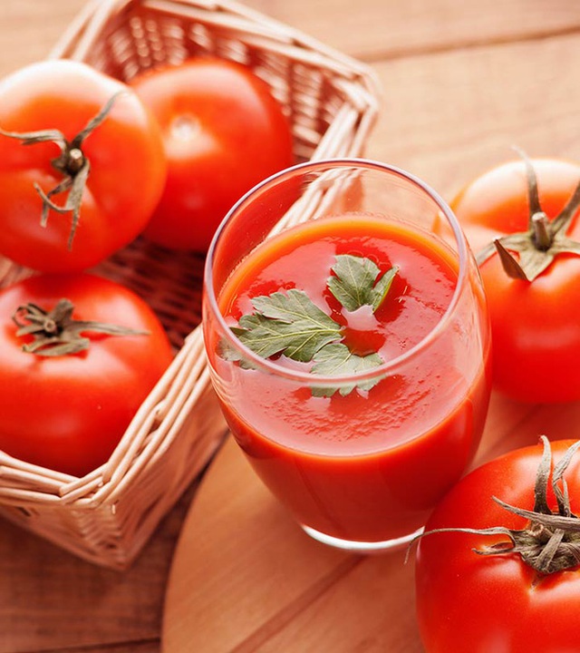 Ăn một quả cà chua mỗi ngày, cả đời không lo lão hóa da: Tiết lộ thời điểm tốt nhất trong ngày nên ăn cà chua để da trắng mịn, ít nếp nhăn - Ảnh 3.