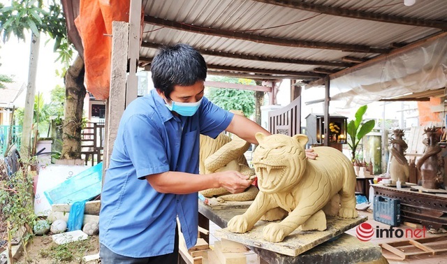 Nghệ nhân làng gốm hơn 500 tuổi ở Hội An say sưa tạo hình ông hổ chào Tết Nhâm Dần 2022 - Ảnh 5.