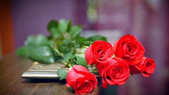 6 loại hoa bạn nên mua về để cắm trên bàn thờ dịp Tết cho năm mới thịnh vượng, an khang - Ảnh 6.