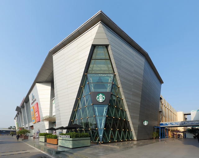 Starbucks Việt Nam ‘chạy KPI’ cuối năm: Khai trương thêm 4 cửa hàng trong tháng 12/2021 – nâng tổng số lên 77, tiến công về Bình Dương - Ảnh 2.