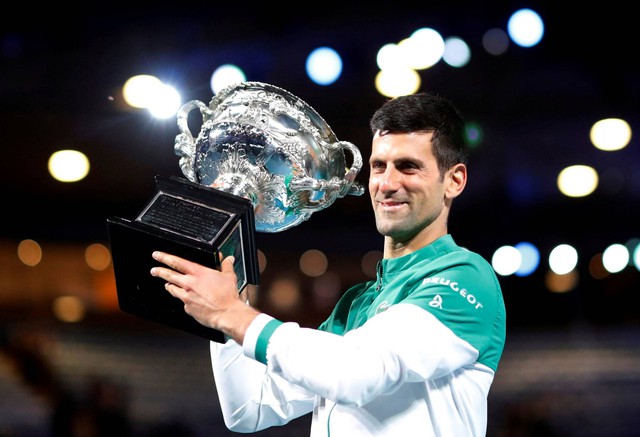 Novak Djokovic bị đuổi khỏi giải Australia Open vì không có giấy tờ tiêm vaccine Covid-19 - Ảnh 2.