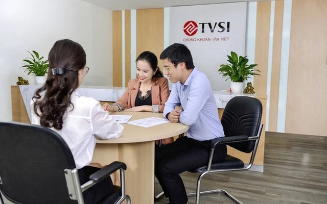 Chứng khoán Tân Việt tự giao dịch xấp xỉ 5,2 tỉ USD trái phiếu nửa đầu năm 2022 - Ảnh: TVSI