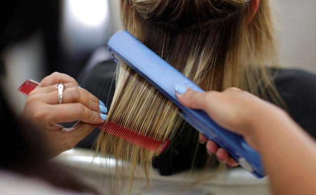Nghiên cứu mới: Thuốc duỗi tóc có thể làm tăng nguy cơ ung thư tử cung - Ảnh 2.