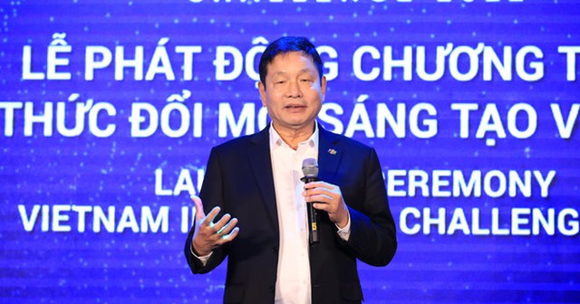 Chủ tịch FPT Trương Gia Bình phát biểu tại lễ phát động chương trình "Thách thức Đổi mới Sáng tạo Việt Nam 2022" hôm 25/10.