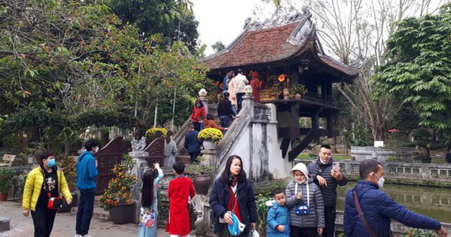 Tết Dương lịch nghỉ ngắn ngày là dịp để người dân tranh thủ đi du lịch, tham quan. Tết Dương lịch nghỉ ngắn ngày là dịp để người dân tranh thủ đi du lịch, tham quan.