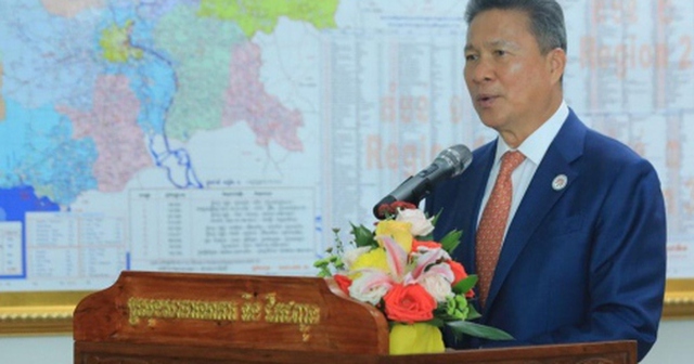 Bộ trưởng Bộ Giao thông Công chính Campuchia ông Sun Chanthol.