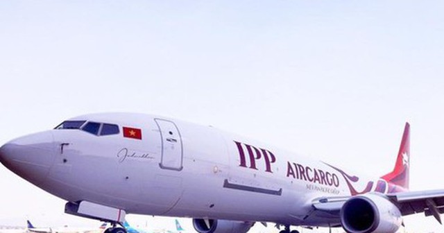 Máy bay chuyên chở hàng hoá đã được IPP Air Cargo thuê và đổi màu sơn sẵn sàng cất cánh, nhưng doanh nghiệp đột ngột dừng xin giấy phép.