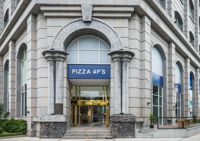 Dồn dập biến động nguồn vốn của Pizza 4P's trong tháng 11 - Ảnh 1.