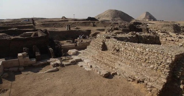 Một kim tự tháp được xây dựng cho Nữ hoàng Neith là một trong nhiều khám phá mà các nhà khảo cổ học đã thực hiện trong quá trình khai quật.