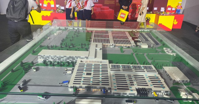 Mô hình của nhà máy LEGO tại Bình Dương - Việt Nam.