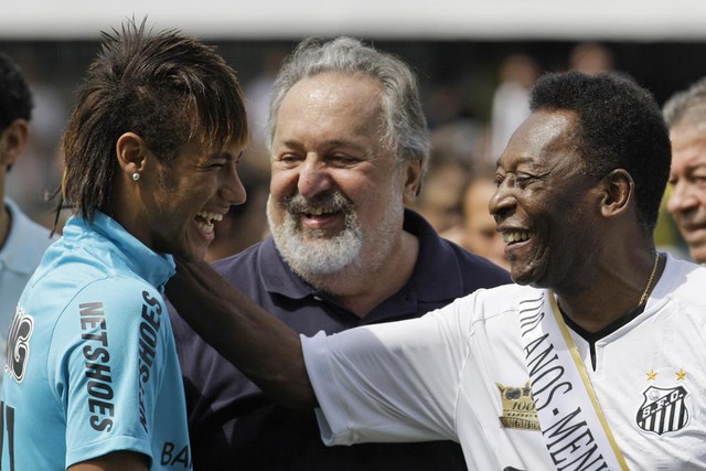 Huyền thoại bóng đá Brazil Pele qua đời ở tuổi 82 - Ảnh 5.