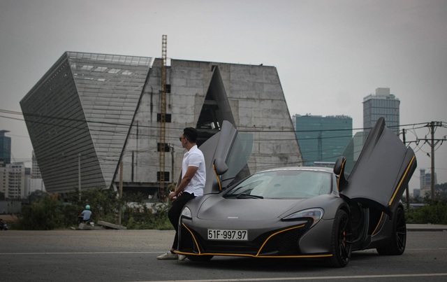 Tậu nhà 5 tầng giữa Sài Gòn, siêu xe McLaren 13 tỷ, nam thần 23 tuổi sở hữu cuộc sống vạn người mơ - Ảnh 6.