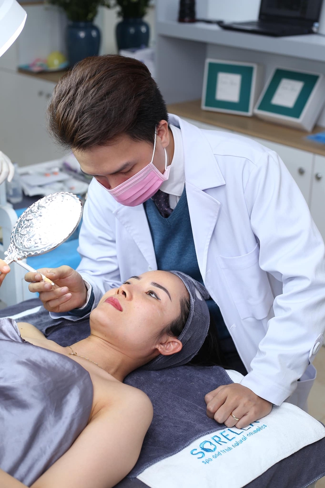 Bác sĩ điển trai tiết lộ những sự thật về nghề bác sĩ thẩm mỹ, kể về ca thẩm mỹ đỉnh cao từng can thiệp và trải lòng về một năm COVID-19 nhiều khó khăn trong nghề - Ảnh 3. Bác sĩ điển trai tiết lộ những sự thật về nghề bác sĩ thẩm mỹ, kể về ca thẩm mỹ đỉnh cao từng can thiệp và trải lòng về một năm COVID-19 nhiều khó khăn trong nghề - Ảnh 3.