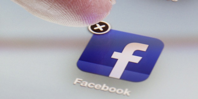 Facebook tứ bề thọ địch - Ảnh 3. Facebook tứ bề thọ địch - Ảnh 3.