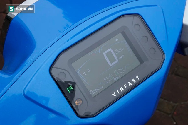 Ngắm VinFast Vento bằng da bằng thịt vừa ra mắt: Ngập công nghệ, sạc đầy đi 110km - Ảnh 8.