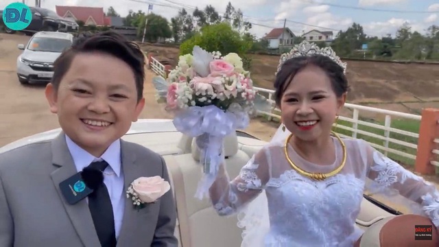 Cặp vợ chồng 1m20 kết hôn ở Đắk Nông: Làm Youtube, sống viên mãn dù không thể sinh con - Ảnh 4.