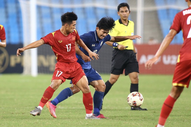  Báo Trung Quốc liên tục khen ngợi U23 Việt Nam; ngán ngẩm với sự hời hợt của cầu thủ nhà - Ảnh 1.