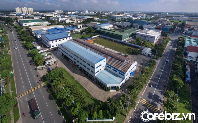 Sembcorp tham gia phát triển 11 Khu công nghiệp Việt Nam Singapore (VSIP) trên khắp các khu kinh tế miền Bắc, Trung, Nam Việt Nam.