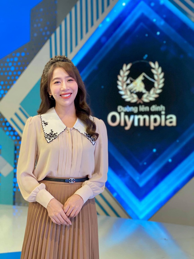 Những quý cô tuổi Dần của showbiz Việt: Viên mãn nhất gọi tên Tăng Thanh Hà, cô gái đình đám nhất thời điểm hiện tại chắc chắn là Nguyễn Thúc Thùy Tiên - Ảnh 17. Những quý cô tuổi Dần của showbiz Việt: Viên mãn nhất gọi tên Tăng Thanh Hà, cô gái đình đám nhất thời điểm hiện tại chắc chắn là Nguyễn Thúc Thùy Tiên - Ảnh 17.