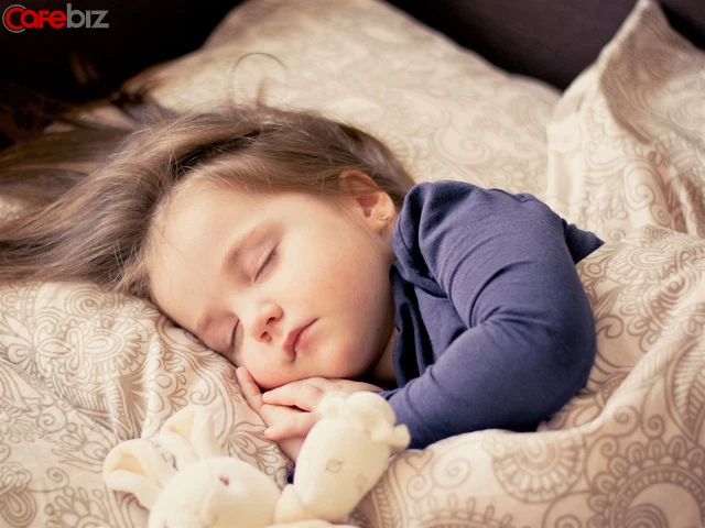 Giấc ngủ rác và giấc ngủ tốt khác nhau như thế nào? Ở độ tuổi của bạn nên ngủ bao nhiêu là đủ? - Ảnh 2.