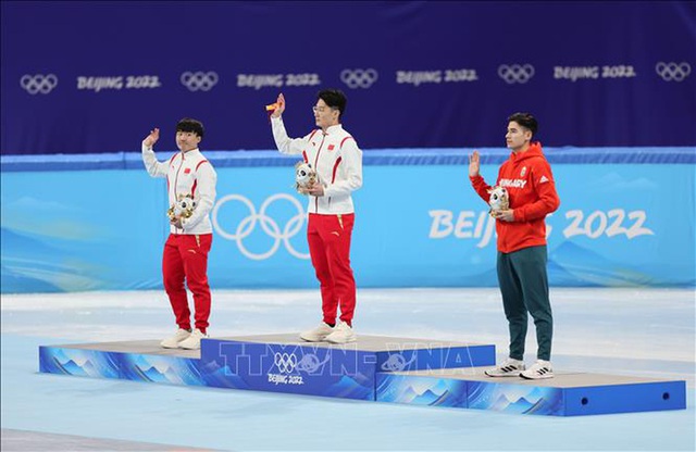  Môn thi Olympic khiến Trung Quốc bị tố liên hoàn đòn bẩn: Từ khúc xương tới lưỡi dao - Ảnh 6.