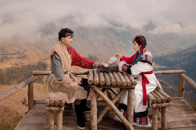 Trào lưu chụp ảnh phong cách Tây Tạng ở Sa Pa gây tranh cãi, đẹp mê ly nhưng lợi bất cập hại “tại sao ở Việt Nam mà cứ muốn lai nước ngoài?” - Ảnh 3.