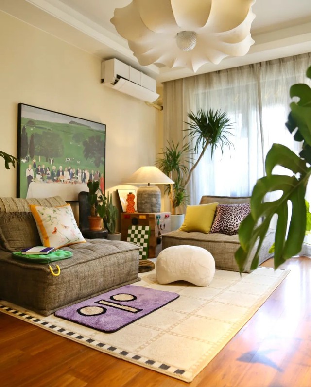 Không gian sống đáng ghen tị trong căn hộ 88m² đầy màu sắc của cặp vợ chồng trẻ với 40 chậu cây xanh và 1 chú cún - Ảnh 3.