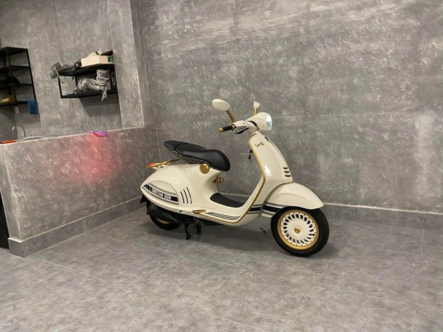 Vespa 946 Christian Dior gây sốt tại Việt Nam: Sang tay lãi ngay 1 tỷ đồng, lợi nhuận khủng hơn bán siêu xe - Ảnh 4.