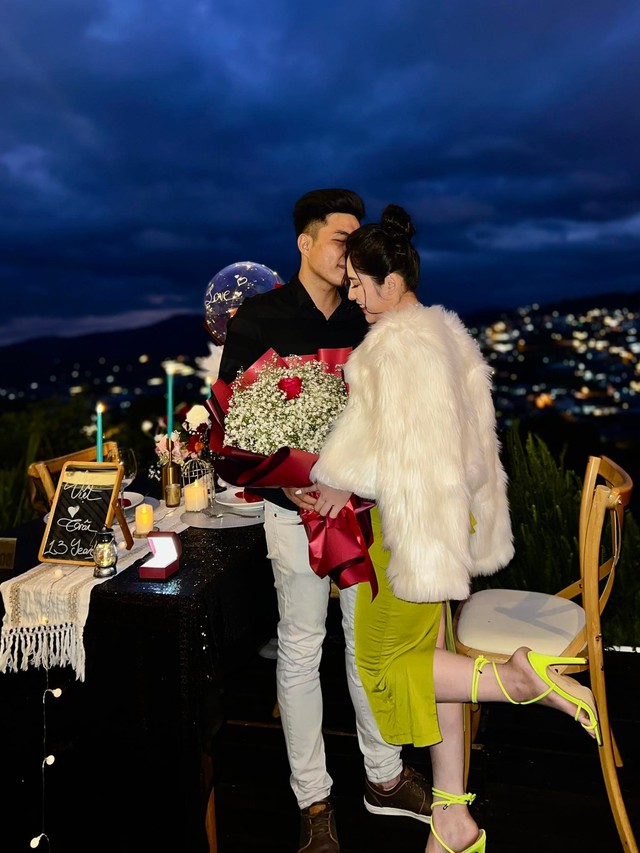 The 13-year love story of the couple from the countryside to the city to establish a business: Even the loaf of bread was divided in two and the property in Saigon made everyone admire!  - Picture 10.