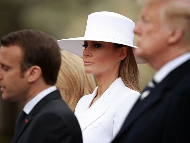 Chiếc váy cưới 2 tỷ của bà Trump: Giấc mơ có thật của cô người mẫu di dân và lời khuyên thô-nhưng-thật từ chính bộ sậu Dior - Ảnh 1.