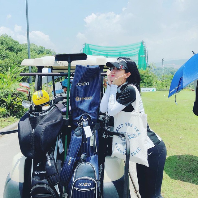  Về chuyện ra sân golf săn đại gia, hội gái đẹp mê golf nói gì? - Ảnh 14.