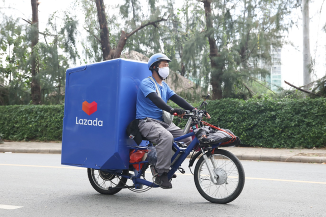 Giám đốc Lazada Logistics Việt Nam và quyết tâm biến điều ‘điên rồ’ thành hiện thực: Giao hàng TMĐT bằng xe đạp điện! - Ảnh 2.