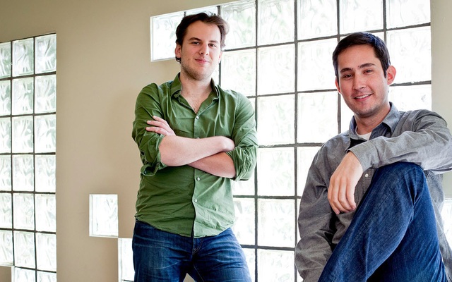 Hai nhà sáng lập Instagram Kevin Systrom (phải) và Mike Krieger