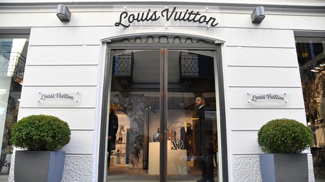 Vì sao túi Louis Vuitton đắt ngang cả căn hộ ở Việt Nam, tất cả những chiếc ‘ế’ đều bị tiêu hủy chứ không bao giờ bán giảm giá? - Ảnh 4.