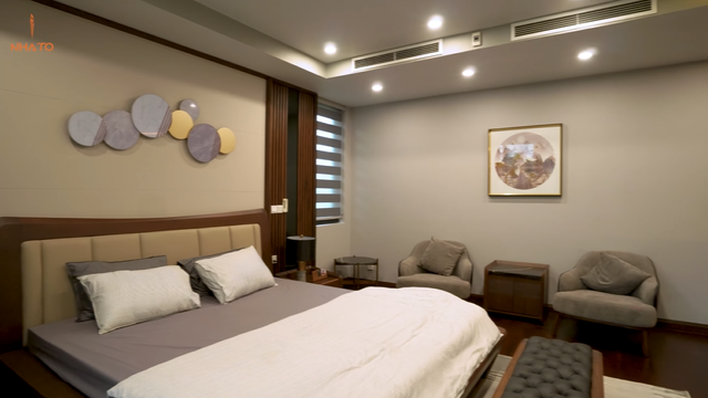Chi 45 tỷ xây căn biệt thự gỗ óc chó 260m2 lớn nhất khu Park City chỉ để dành cho… cô giúp việc - Ảnh 16. Chi 45 tỷ xây căn biệt thự gỗ óc chó 260m2 lớn nhất khu Park City chỉ để dành cho… cô giúp việc - Ảnh 16.