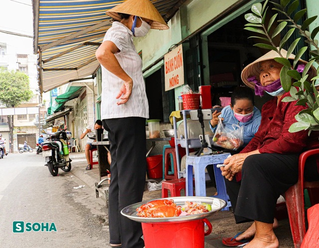 Mâm cua dì Ba nổi tiếng một thời, giờ thất sủng không còn hàng dài người xếp hàng mua - Ảnh 4.