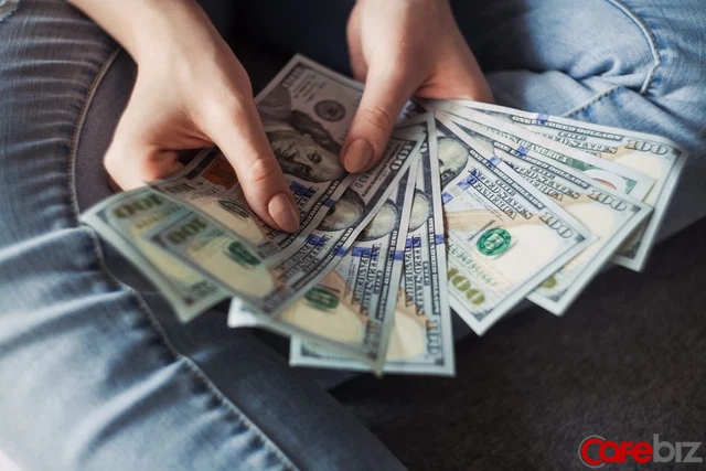 Người đàn ông làm việc 30 năm, tiết kiệm được 20 tỷ đồng: Tiết kiệm là bước đầu tiên trở nên giàu có, không tiền tất cả đều vô nghĩa! - Ảnh 2. Người đàn ông làm việc 30 năm, tiết kiệm được 20 tỷ đồng: Tiết kiệm là bước đầu tiên trở nên giàu có, không tiền tất cả đều vô nghĩa! - Ảnh 2.