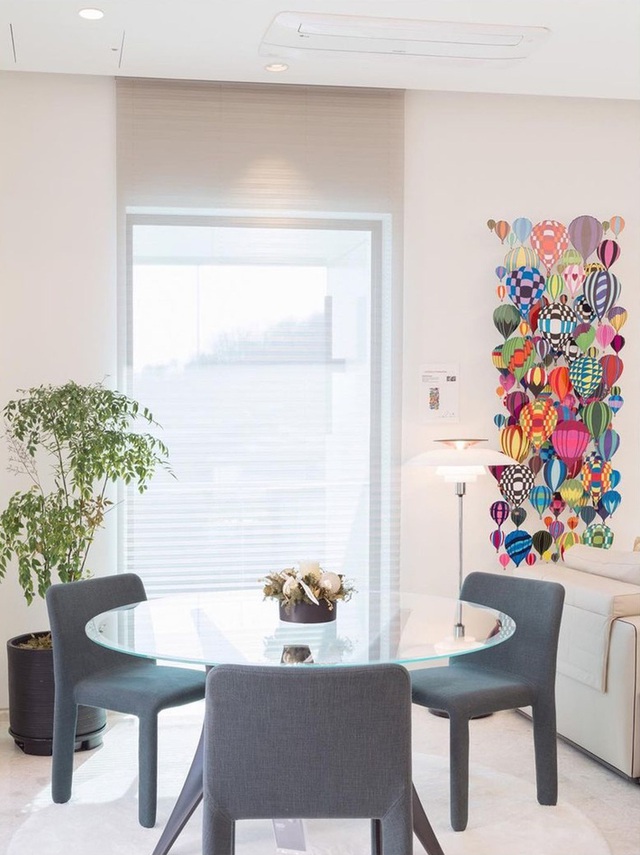 Mục sở thị căn penthouse 100 tỷ lộng lẫy Hyun Bin tậu mừng tân hôn: Không hổ danh tài phiệt bất động sản yêu chiều vợ! - Ảnh 19. Mục sở thị căn penthouse 100 tỷ lộng lẫy Hyun Bin tậu mừng tân hôn: Không hổ danh tài phiệt bất động sản yêu chiều vợ! - Ảnh 19.