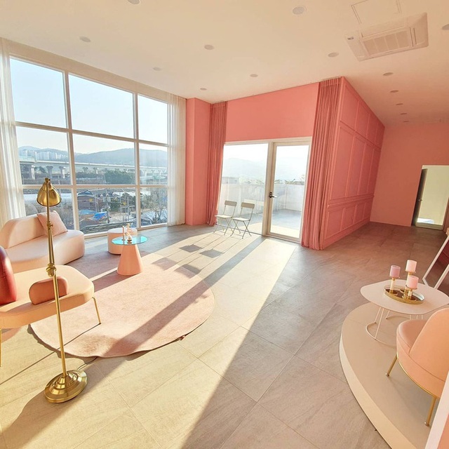 Mục sở thị căn penthouse 100 tỷ lộng lẫy Hyun Bin tậu mừng tân hôn: Không hổ danh tài phiệt bất động sản yêu chiều vợ! - Ảnh 21. Mục sở thị căn penthouse 100 tỷ lộng lẫy Hyun Bin tậu mừng tân hôn: Không hổ danh tài phiệt bất động sản yêu chiều vợ! - Ảnh 21.